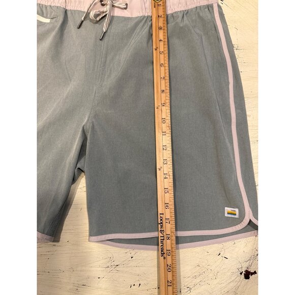 Vuori Men's Sage Green Board Shorts XL Quick-Dry Vacation Spring Break - Picture 4 of 5